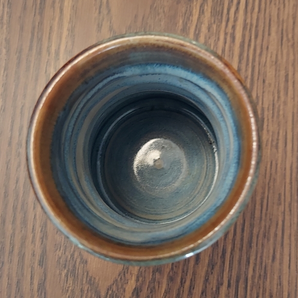 Ceramic Earthenware Ripple Blue Vase by Zoe - Picture 3 of 9
